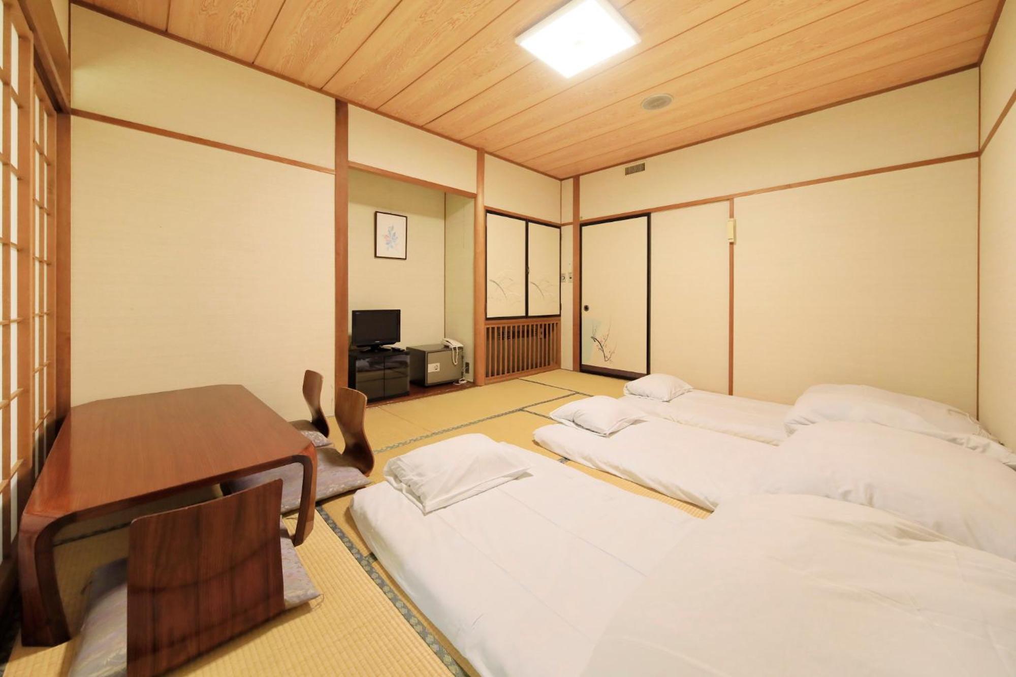 竹あかりの宿 加賀助 Shizukuishi Экстерьер фото